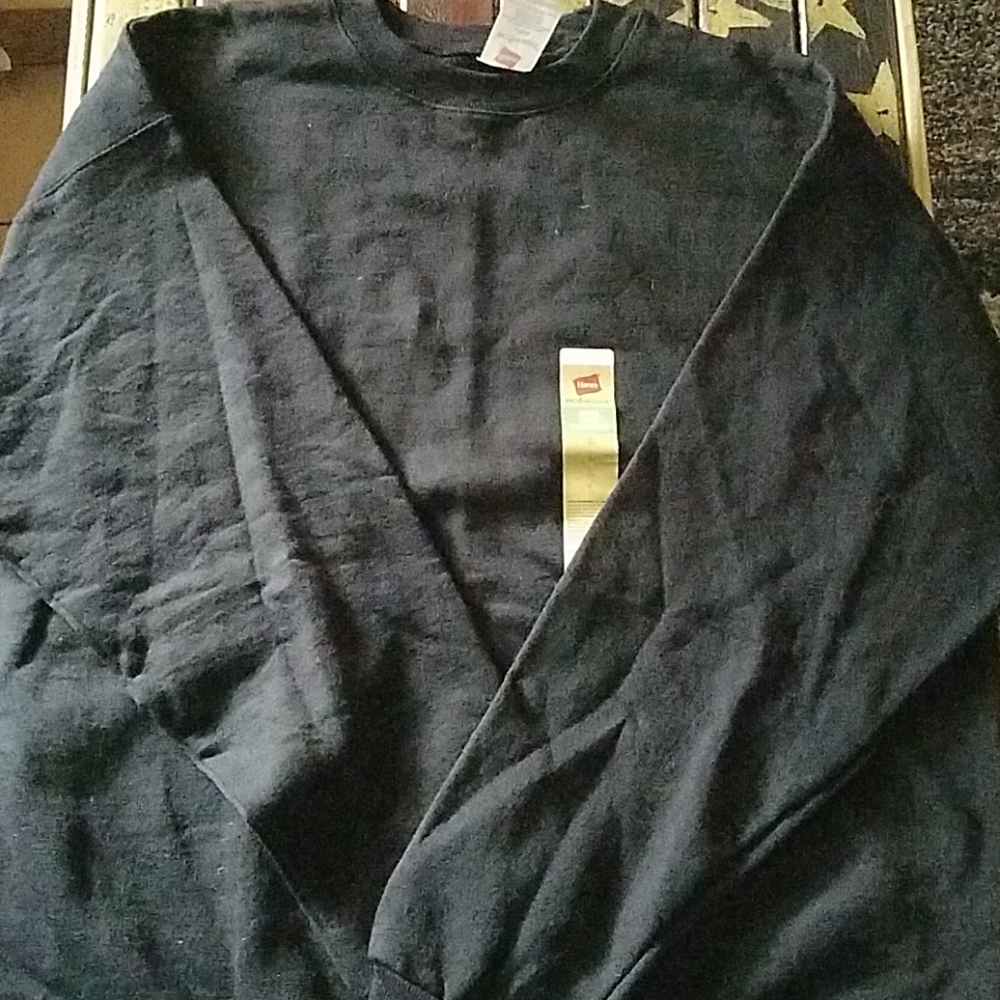 NWT Hanes Mens Crew Sweatshirt - L